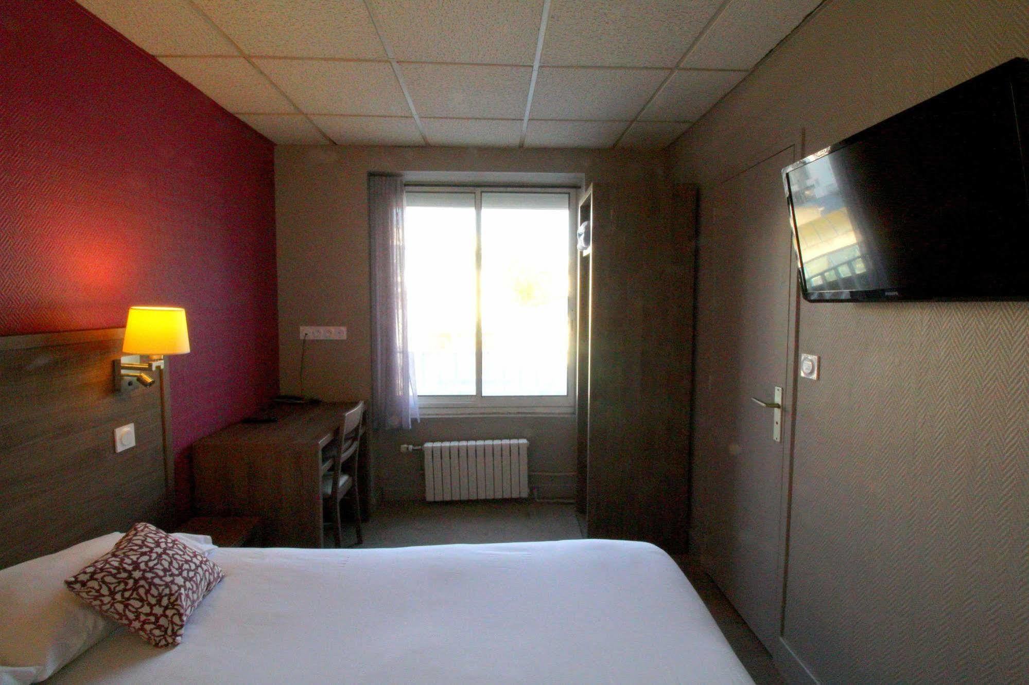 Hotel De La Gare Brest Exterior photo